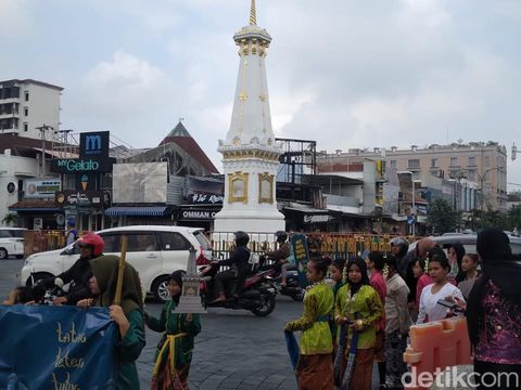 Kirab budaya perayaan HUT ke-267 Kota Jogja, Rabu (4/10/2023).