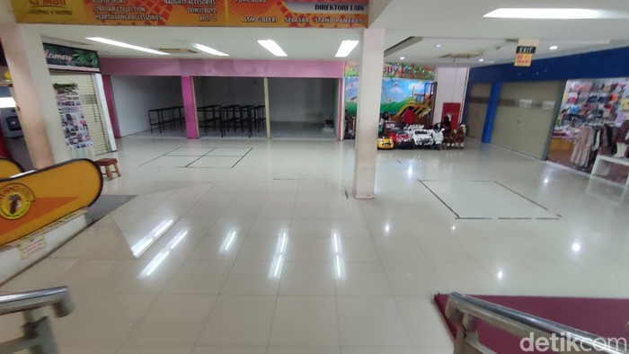 Kondisi mal di Ciamis yang kini sepi