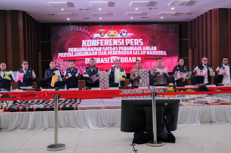 Konferensi Pers Satgas Penanggulangan Narkoba, dipimpin Kasatgas Irjen Asep Edi Suheri. (Dok istimewa)