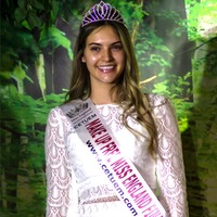 Keluar sebagai pemenang, adalah perawat gigi bernama Natasha Beresford, asal Sheffield, South Yorshire, Inggris.  Foto: Instagram/@missenglandlimited