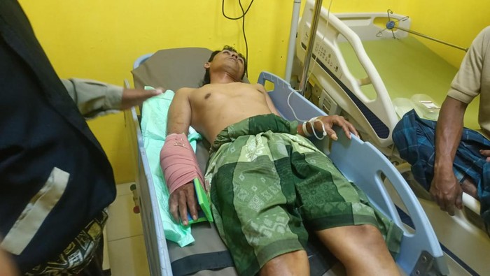 Korban bentrokan dengan senjata tajam di Sampang