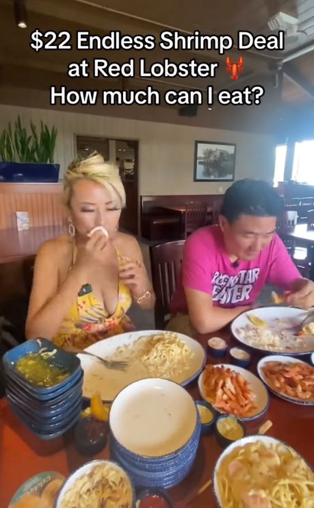 Makan AYCE Terlalu Lahap, Food Vlogger Disuruh Bayar Lebih Oleh Netizen