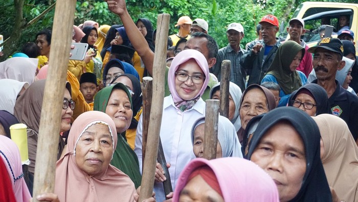 Mantan Wali Kota Tangerang Selatan Airin Rachmi Diany