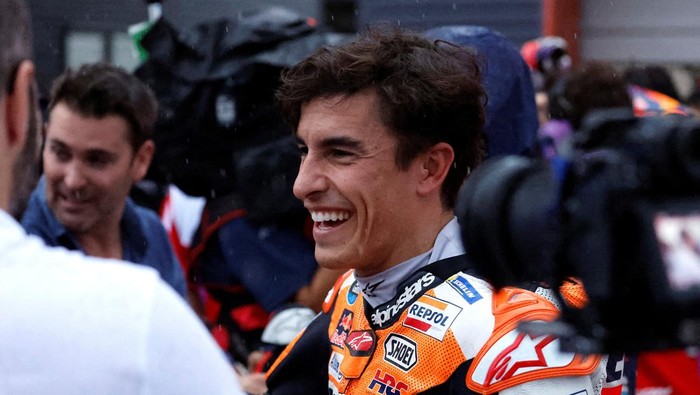 MotoGP - Japanese Grand Prix - Mobility Resort Motegi, Motegi, Japan - October 1, 2023 Repsol Honda Teams Marc Marquez celebrates after finishing third in the MotoGP REUTERS/Issei Kato