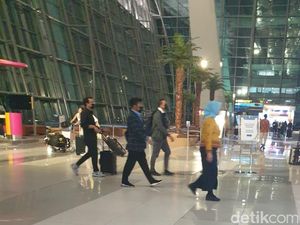 Penampakan Mentan Syahrul Yasin Limpo Tiba di Bandara Soekarno-Hatta