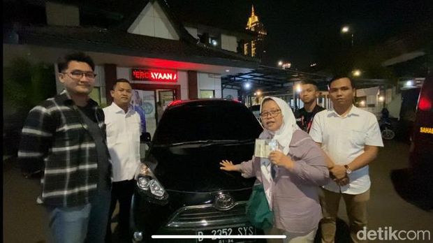 Mobil rental yang digadaikan si kembar Rihana ditemukan di Serang, Banten.