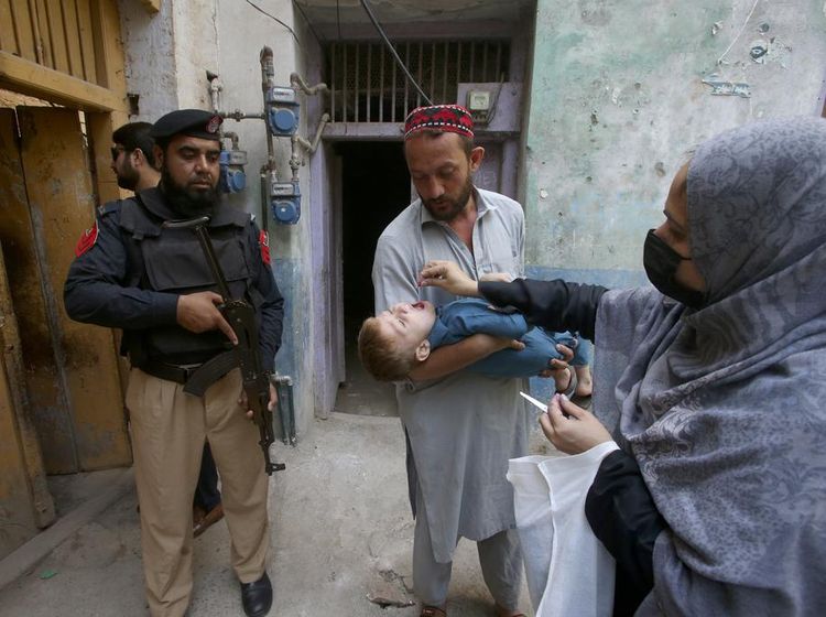 Pakistan Gencarkan Vaksin Polio, Orang Tua Menolak Bisa Dipenjara