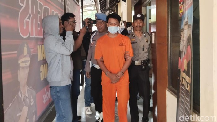 Pemulung bobol kantor EO di Bandung