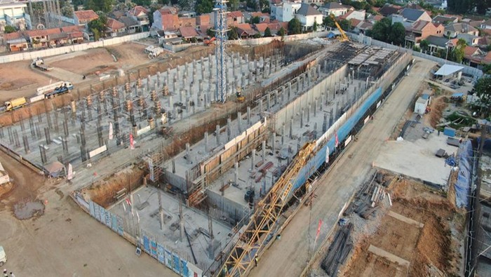 Penampakan Proyek SPAM Jatiluhur I yang Dinantikan Warga Jakarta Kementerian Pekerjaan Umum dan Perumahan Rakyat (PUPR) tengah mengebut pengerjaan Sistem Penyediaan Air Minum (SPAM) Regional Jatiluhur I di Provinsi Jawa Barat. Adapun progresnya saat ini telah mencapai 47,47% dan ditargetkan proyek ini rampung pada 2024.