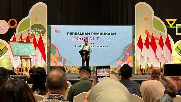 Presiden Joko Widodo (Jokowi) membuka pameran Inacraft on October 2023 di JCC, Senayan