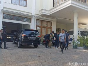 Rumah Mentan Syahrul Yasin Limpo di Makassar Digeledah KPK Selama 5 Jam