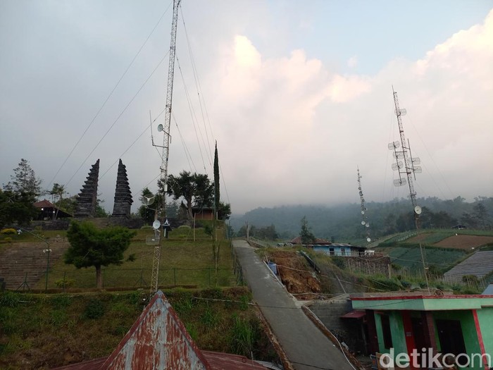 Suasana di Dusun Cetho, lereng Gunung Lawu wilayah Kabupaten Karanganyar, Jateng, Rabu (4/10/2023).