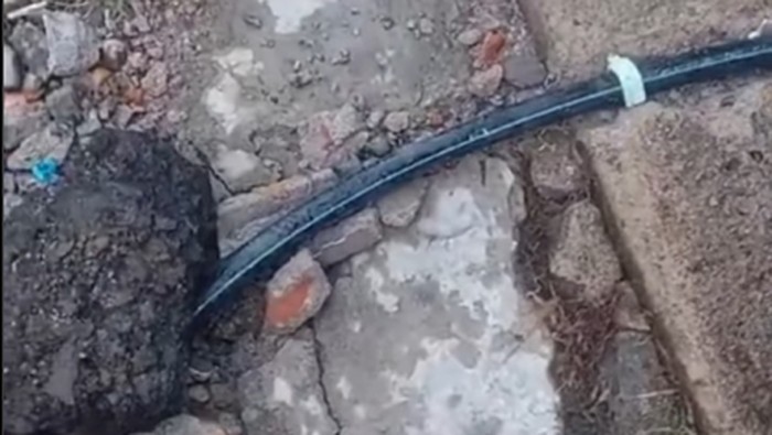 Viral pipa PDAM Makassar tak ditanam.