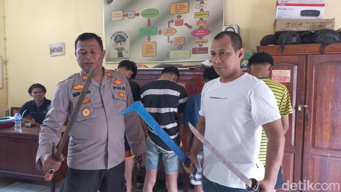 4 remaja di Jambi diamankan polisi saat hendak tawuran