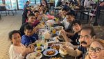 Adam Suseno Punya Akun Instagram, Ini Momennya Kuliner Bareng Inul
