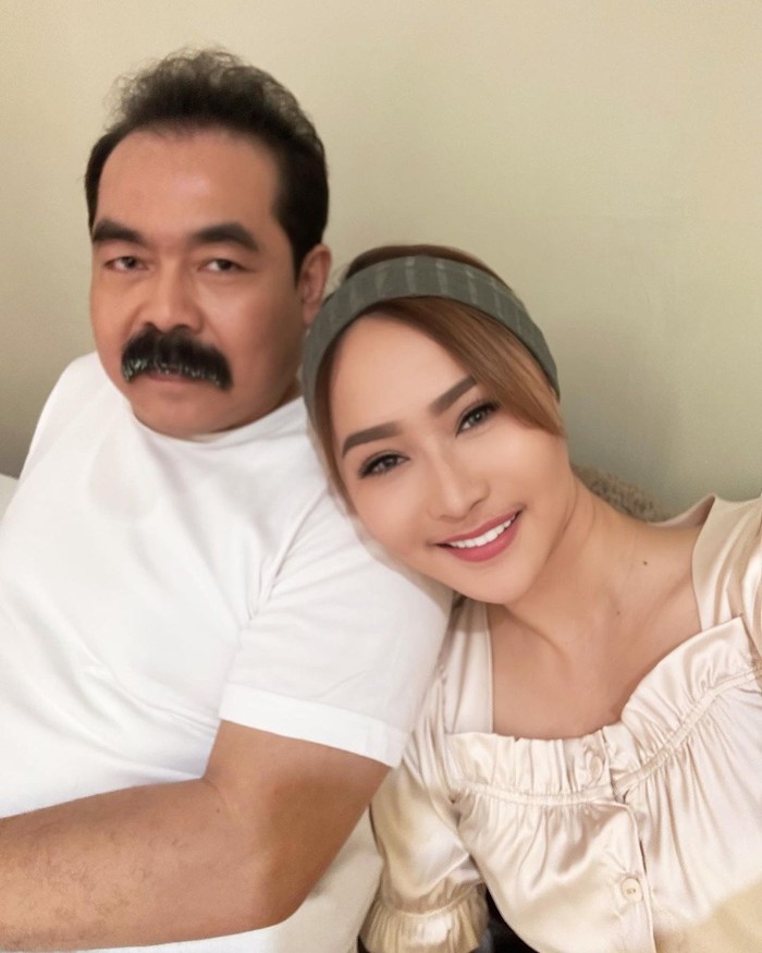 Adam Suseno Adam Suseno