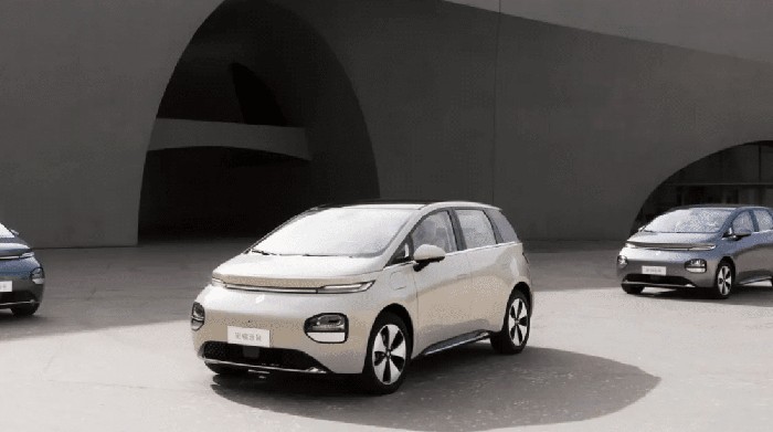 Baojun Cloud EV