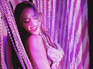 Lisa BLACKPINK Menari Seksi di Paris, Reaksinya Tak Terduga Saat Dipuji Fans