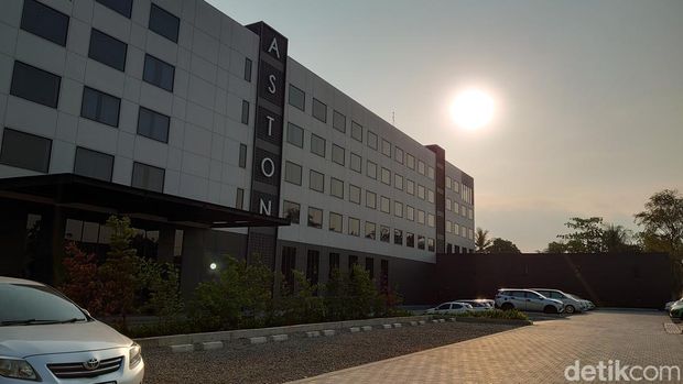 Hotel ASTON Serang