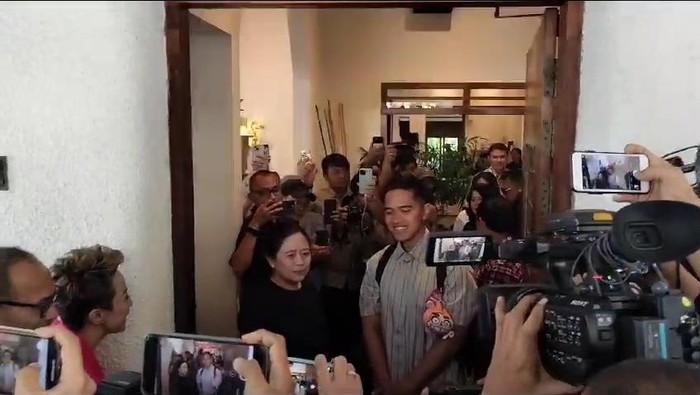 Ketua Umum PSI Kaesang Pangarep menggelar pertemuan dengan Ketua DPP PDIP Puan Maharani. Pertemuan digelar di kawasan Menteng, Jakarta Pusat.