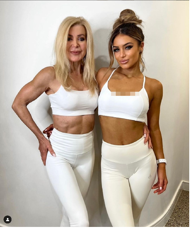 Lesley Maxwell saat ini berusia 65 tahun. Dalam wawancara dengan NY Daily News, Lesley mengatakan banyak netizen kaget saat tahu dia sudah memiliki cucu.  Foto: Dok. Instagram lesleymaxwell.fitness