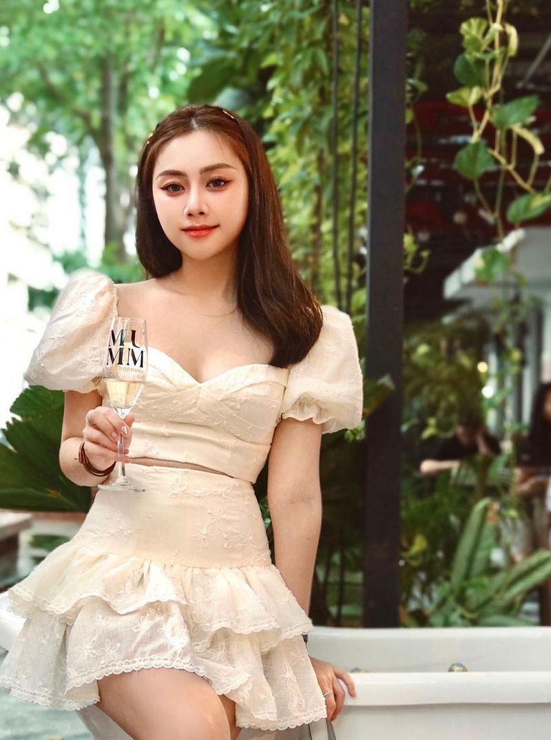 Luwe Xin Hui Luwe Xin Hui, pemenang Miss Asia Pageant Malaysia 2023 jadi kontroversi karena dugaan bullying.