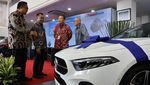 Manjakan Nasabah dengan Mercedes-Benz A 200 & Uang Tunai Rp 38 M