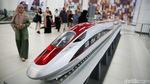 Melihat Antusias Warga Jajal Kereta Cepat Jakarta-Bandung
