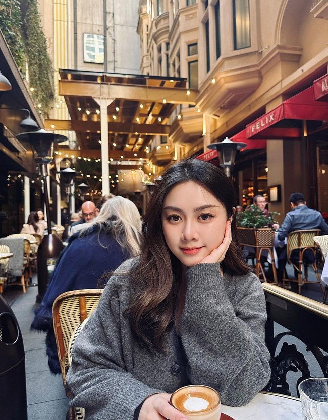 Luwe pun menjawab semua tudingan yang ramai di media sosial. Dia meminta maaf atas kesalahannya di masa lalu, namun membantah telah melakukan perundungan, apalagi terhadap puluhan siswa kala itu. Foto: Instagram/@luweexxi