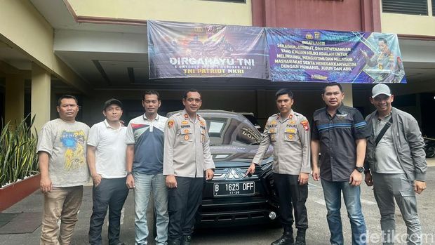 Mobil Caren Delano yang dilarikan sopirnya ditemukan di Balaraja, Tangerang