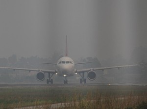 3.030 Penerbangan Terdampak Karhutla Sejak Agustus, 1.700 Rute Dibatalkan