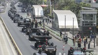 Parade alutsista TNI tersebut dalam rangka memperingati HUT ke-78 TNI.  