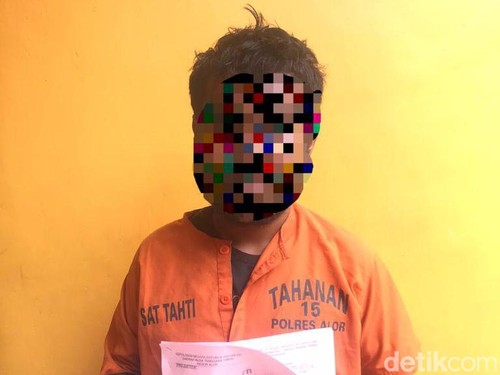 Pria di Alor nekat kirim video syur istri demi uang, malah diperas.