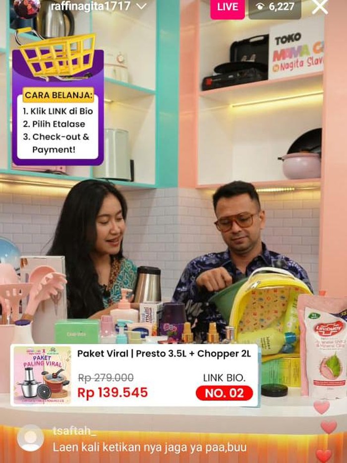 Raffi Ahmad Jualan di Instagram Live