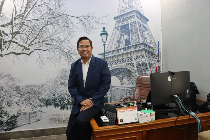 Ridi Ferdiana, Profesor Muda UGM