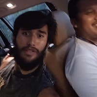 Kisah asmara Sabda Ahessa dan Wulan Guritno sendiri sebelumnya sempat jadi sorotan karena keduanya diketahui memiliki perbedaan usia yang cukup jauh, dimana Wulan 15 tahun lebih tua dari Sabda. Kini setelah diisukan putus dengan Wulaan, penampilan Sabda pun jadi terlihat berbeda. Foto: Instagram/@sabdaahessa