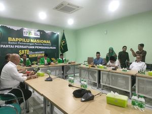 Sandiaga Minta Caleg PPP Terjun ke Masyarakat saat Kampanye