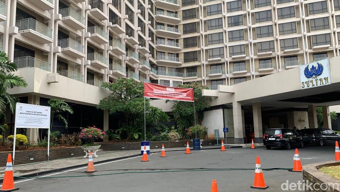 Spanduk Bergeser, Ini Suasana Hotel Sultan Usai Didatangi Pengelola GBK