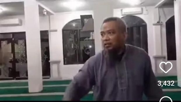 Viral pria mengamuk di Masjid Al Ikhlas Surabaya gegara rebana