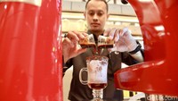 Selain menu makanan, OH LA LA juga melakukan peningkatan di lini menu minuman yang hadir dengan konsep lebih sehat. Selain menggunakan bahan dasar buah dan sayuran, juga tersedia pilihan susu oat sebagai pengganti susu sapi sehingga lebih ramah dikonsumsi bagi mereka yang memiliki intoleransi laktosa.