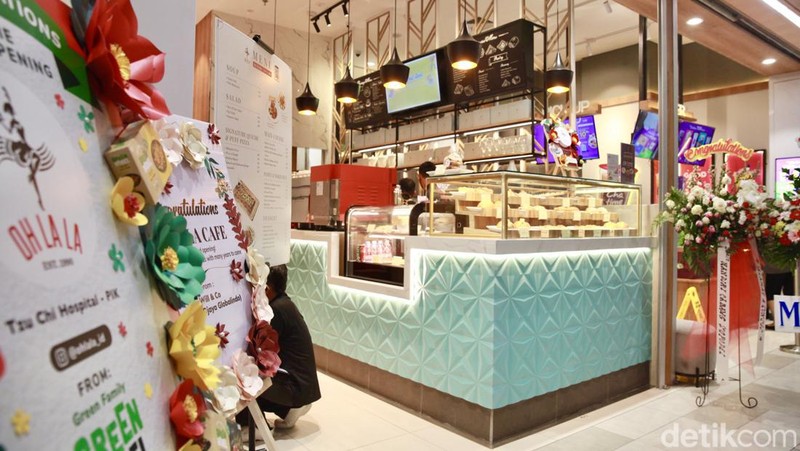 Cafe Lagendaris 90an, kini hadir dengan konsep yang berbeda. OHLALA  tawarkan menu vegetarian dan salah satu outletnya ada di dalam rumah sakit.