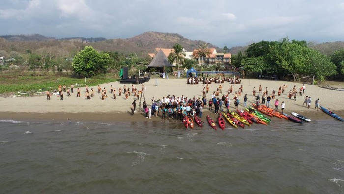 Dayung Jelajah Nusantara berhasil menyentuh garis finish setelah 60 hari ekspedisi dengan kayak.