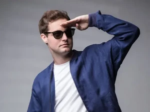 DJ Captain Curtis: Dari Austria ke Panggung Dunia