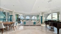 Kondominium tersebut berukuran 12.000 m2. Laporan dari The Guardian menuturkan bahwa desain interiornya begitu mewah. Lantainya berbahan marmer. Struktur pintu dan jendela bahkan disebut didesain langsung dari Jerman.    