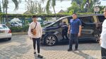 Potret Kaesang Pakai Tas Boneka Saat ke Kantor PP Muhammadiyah Jogja