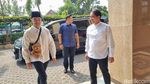 Potret Kaesang Pakai Tas Boneka Saat ke Kantor PP Muhammadiyah Jogja