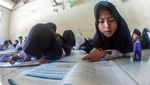 Kasihan, Siswa SD di Rumpin Bogor Belajar di Lantai