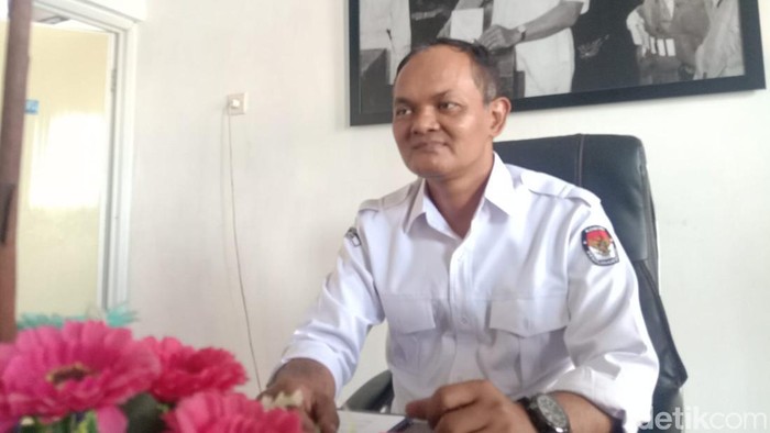 Ketua KPU Kabupaten Blitar Hadi Santoso