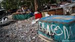 Mengais Asa di Kampung Pemulung Menteng Atas