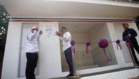 Dana yang dihimpun dan disalurkan melalui Baznas RI, mencapai 500 juta rupiah, merupakan hasil pengelolaan dana nasabah pada produk-produk reksa dana syariah PT Henan Putihrai Asset Management.